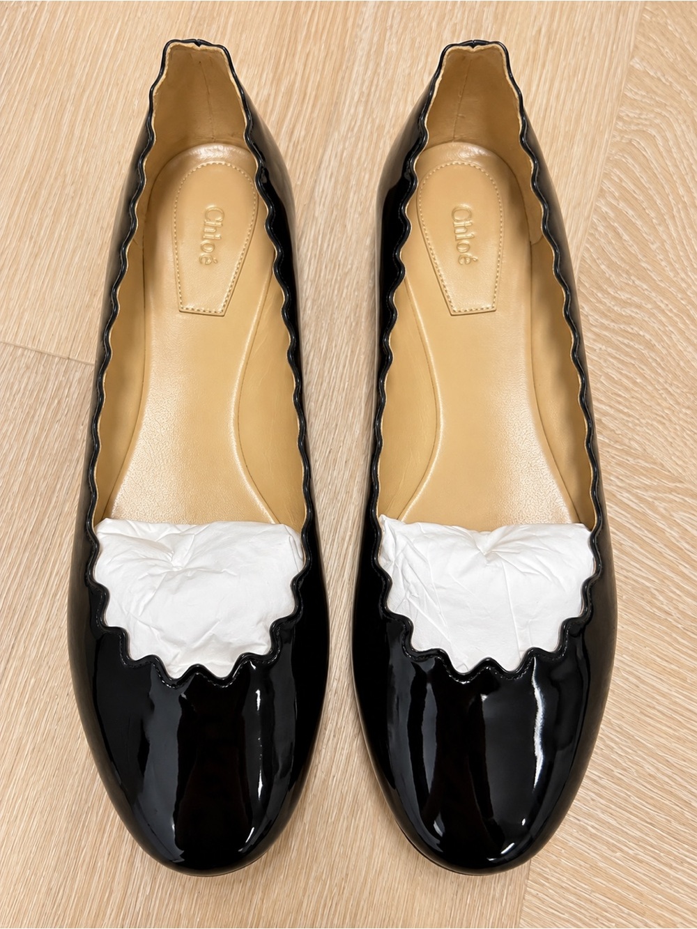NWT Chloé Lauren Black Patent Scalloped Ballerina Flats 38.5